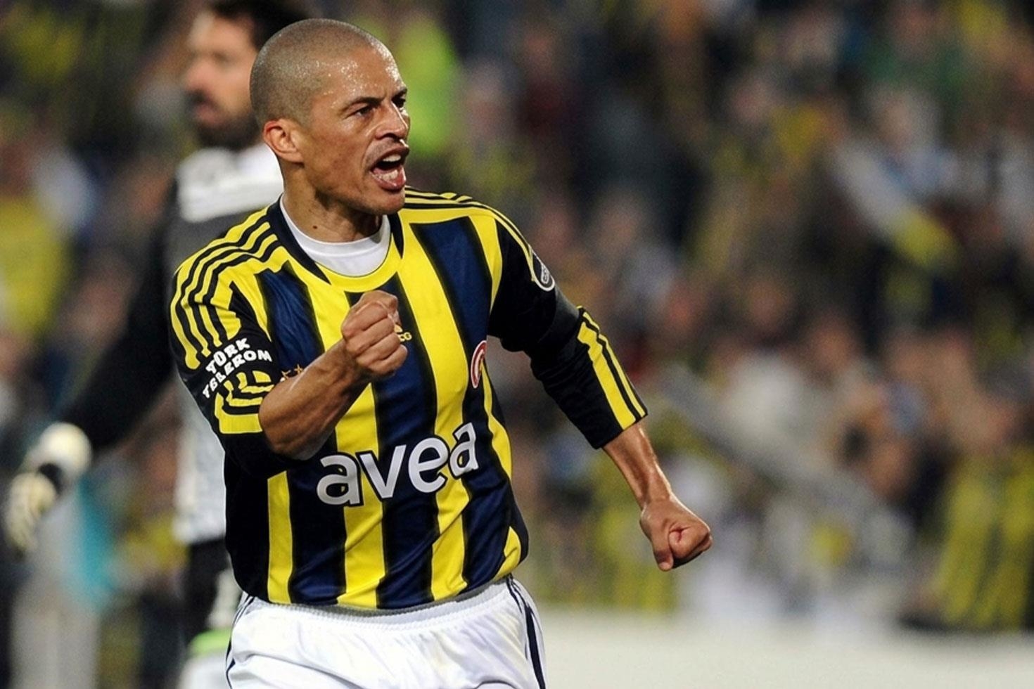 Alex de Souza’dan çarpıcı itiraf: Fenerbahçe’den ayrılmasına üzüldüm