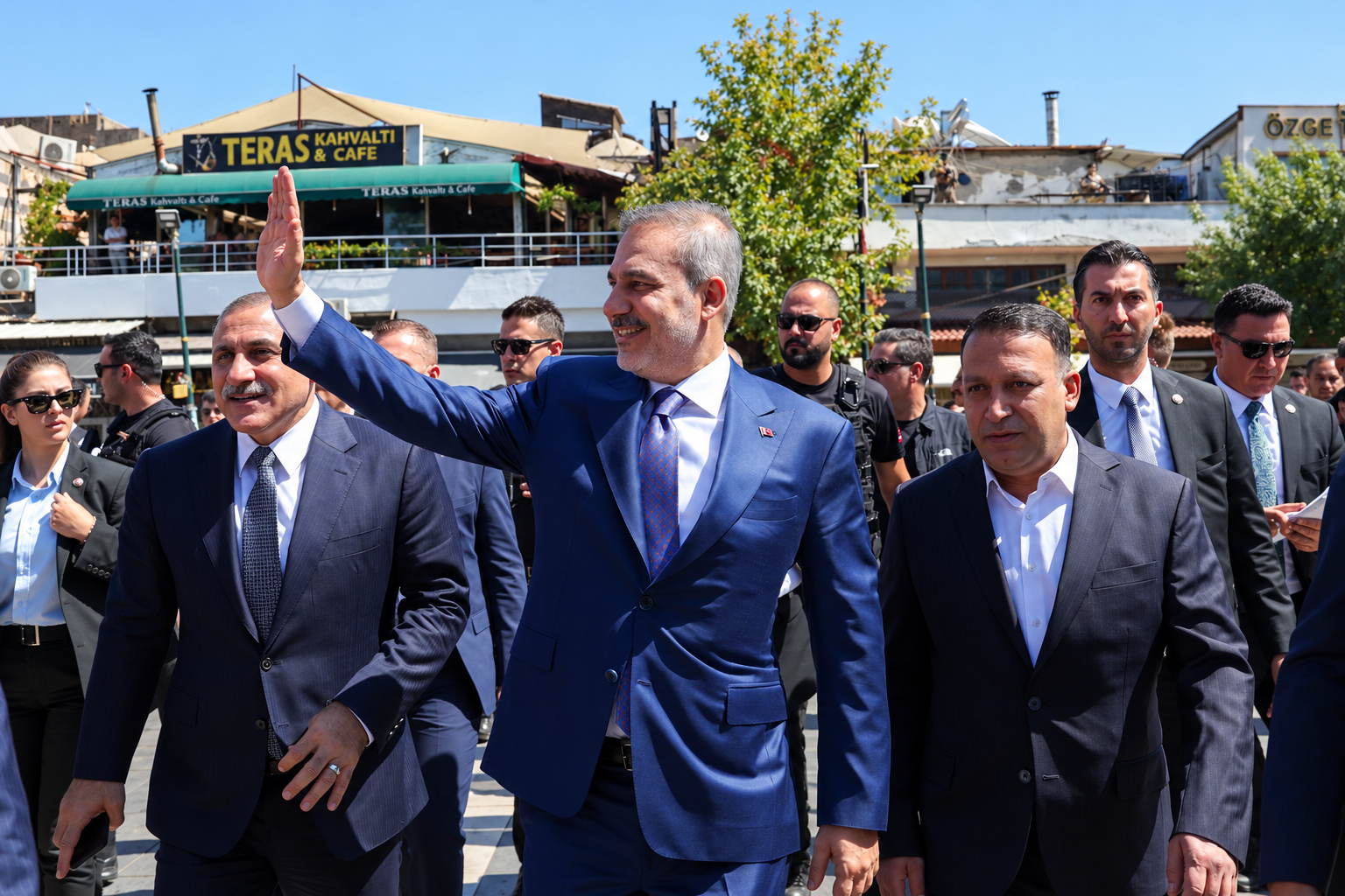 Hakan Fidan’dan Diyarbakır’da ‘süreç’ mesajı: Sorunlar diyalogla çözülmeli