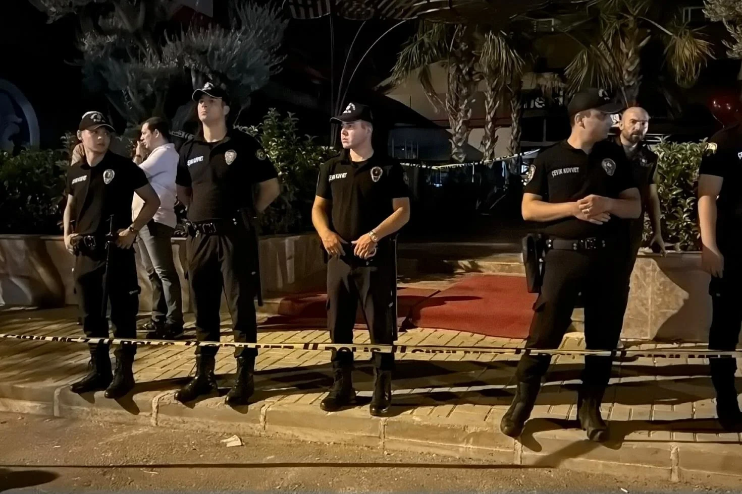 Denizli’de alacak verecek kavgası silahlı çatışmaya döndü: Çok sayıda ölü ve yaralı var