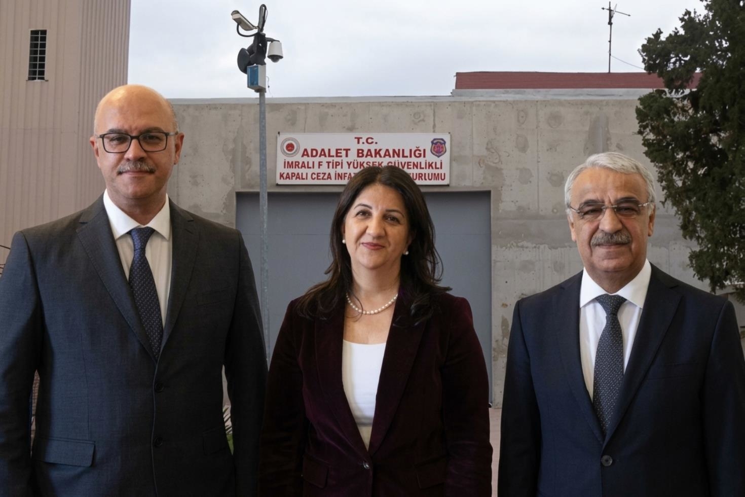 DEM Parti Heyeti İmralı’ya gidiyor
