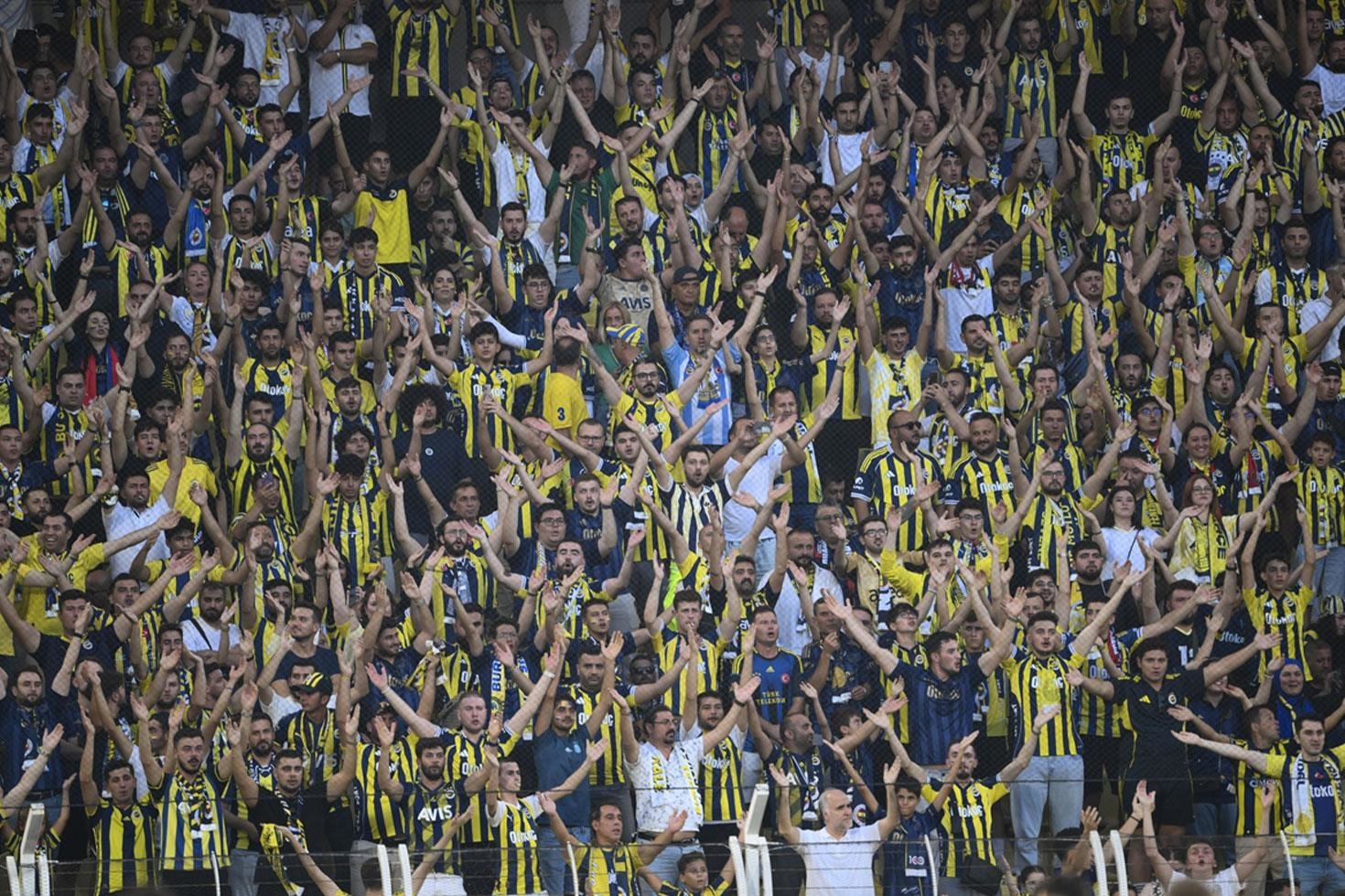Fenerbahçe taraftarından yıldız isme tepki