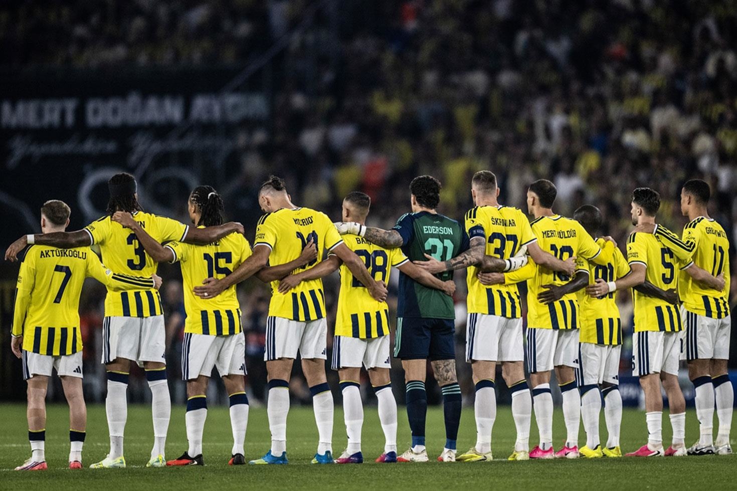 Fenerbahçe’de korkutan sakatlık