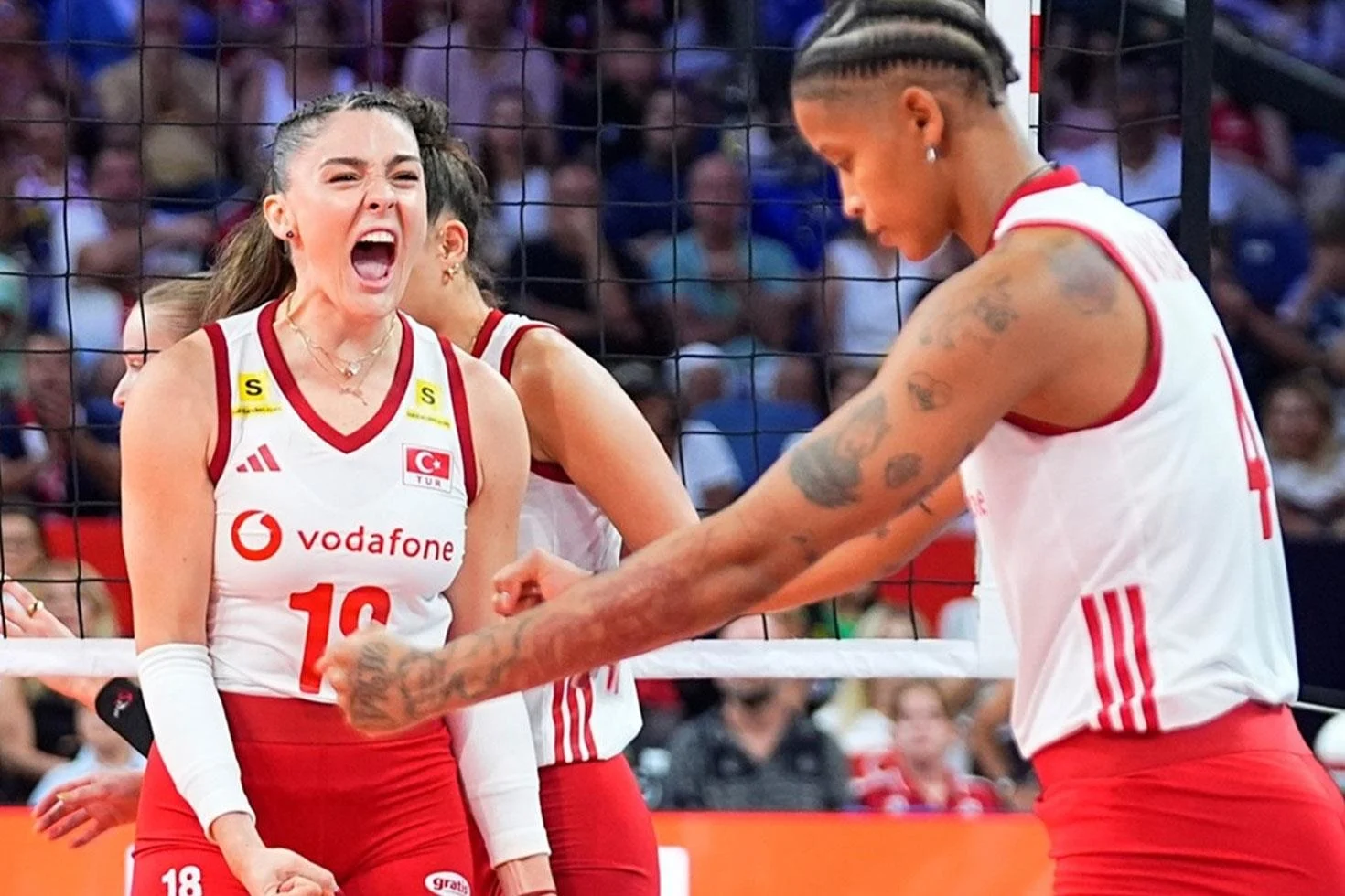 Filenin Sultanları Avrupa Şampiyonası’nda yarı finalde