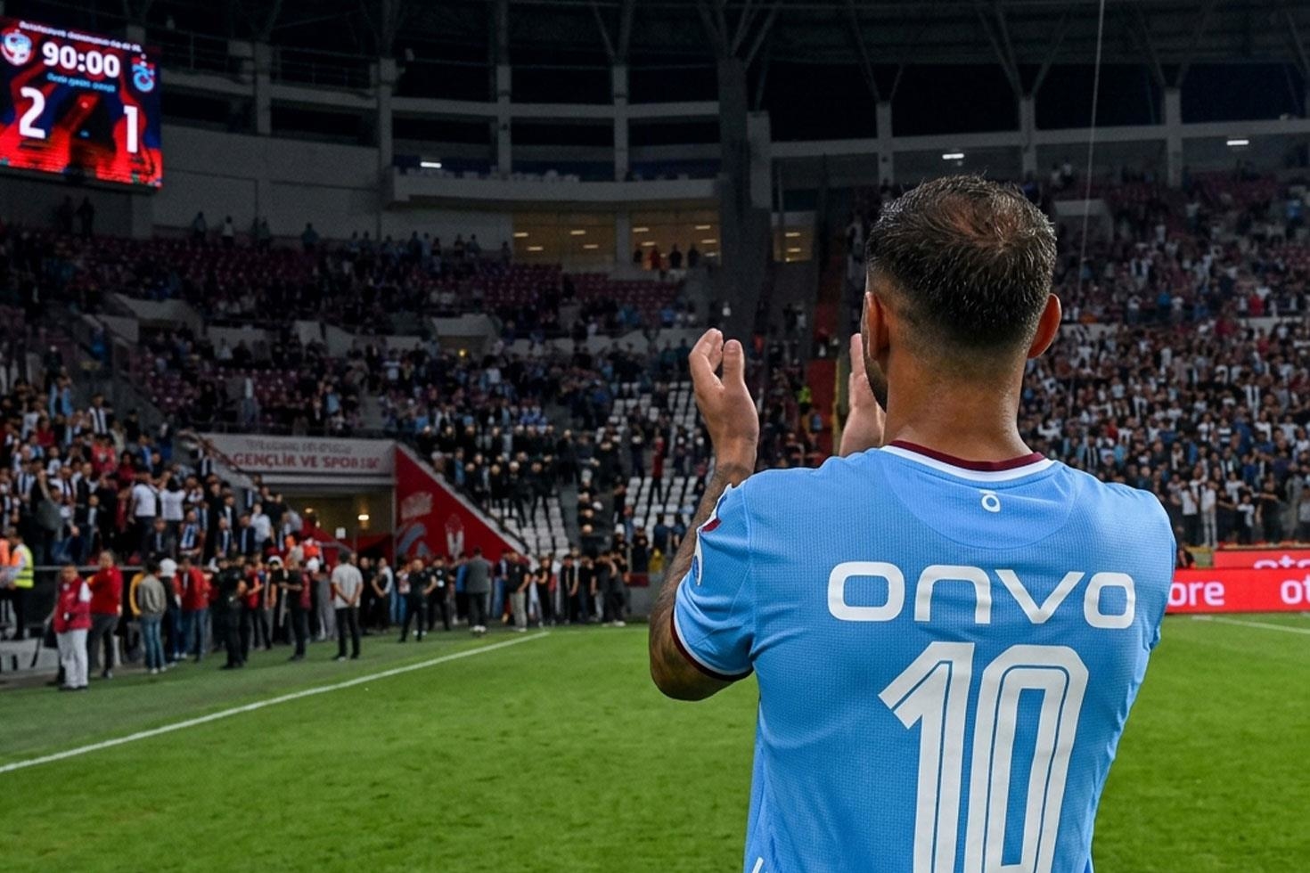 Salah’tan maç sonunda dikkat çeken hareket! Beğeni yağıyor