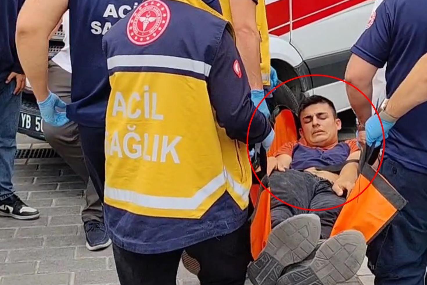 İstanbul’da döviz bürosu savaş alanına döndü: 2 ölü, 2 yaralı