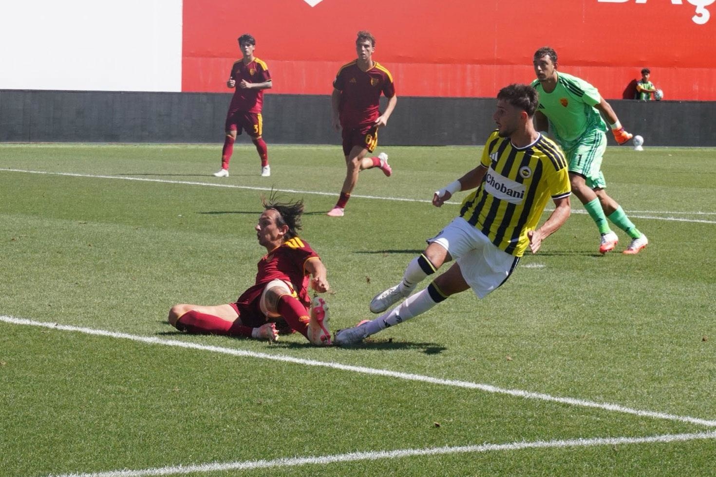 Romaya Karsi 2 0 One Gecen Fenerbahce Kendi Kendini Yakti 20225794 81 Jpg