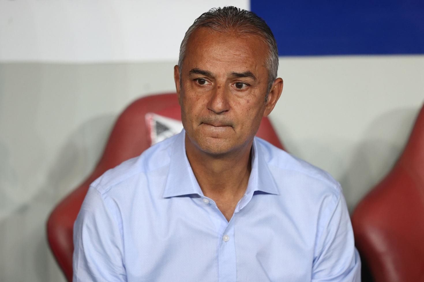 Saha zeminini eleştiren İsmail Kartal’ın hedefinde hakemler var