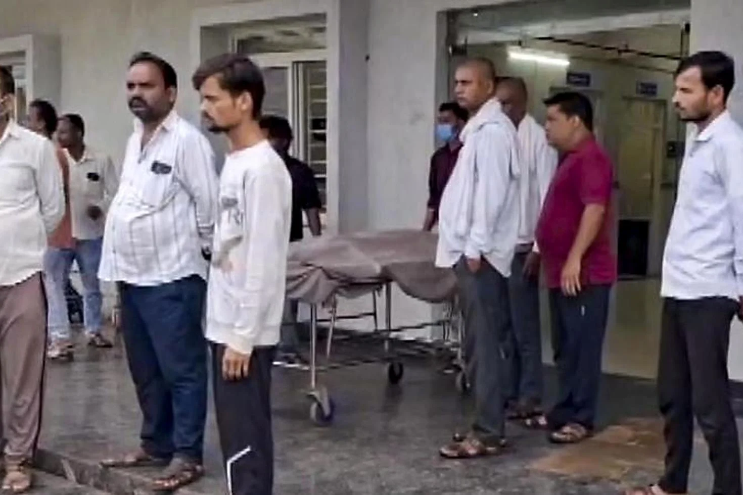Hindistan’da sahte içki faciası: 12 ölü