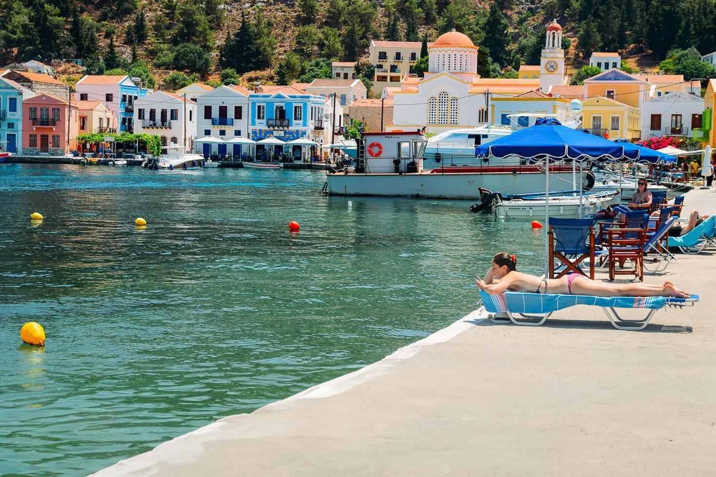 Türkiye’nin hemen dibinde! Meis Adası’nda 1 yıl kalana 280 bin TL verilecek