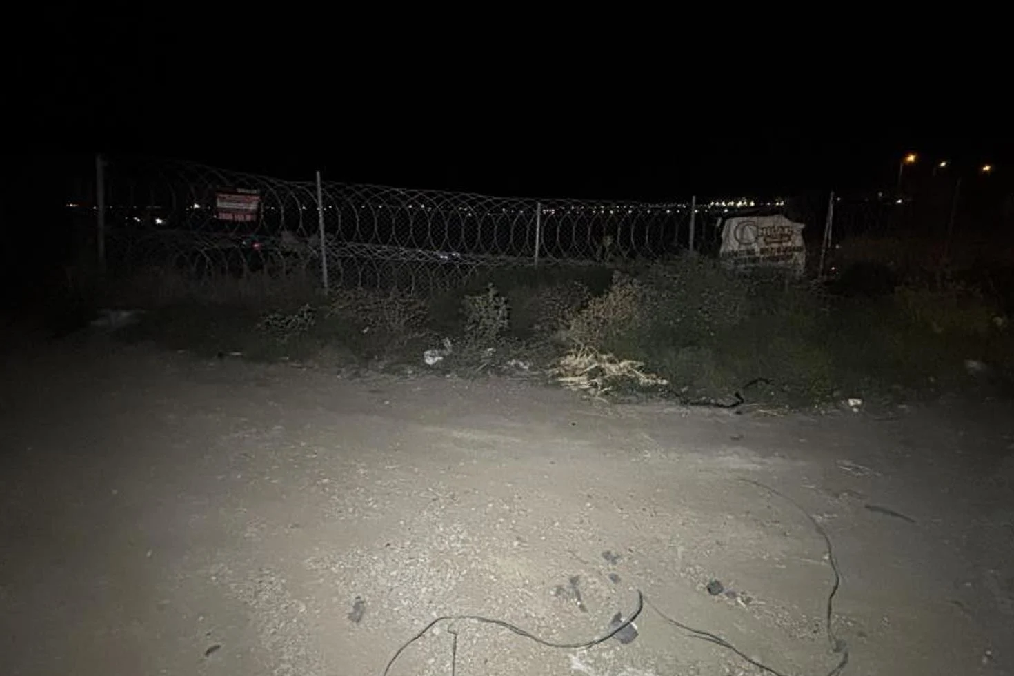 Adana’da yol kenarında erkek cesedi bulundu