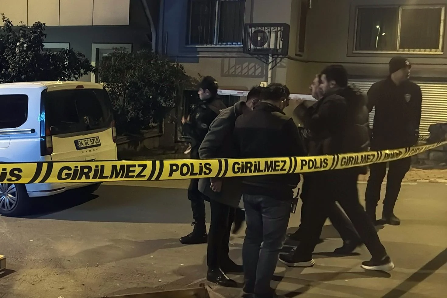 Kırmızı bültenle aranan suç örgütü üyesi Gürcistan’dan Türkiye’ye giriş yaparken yakalandı